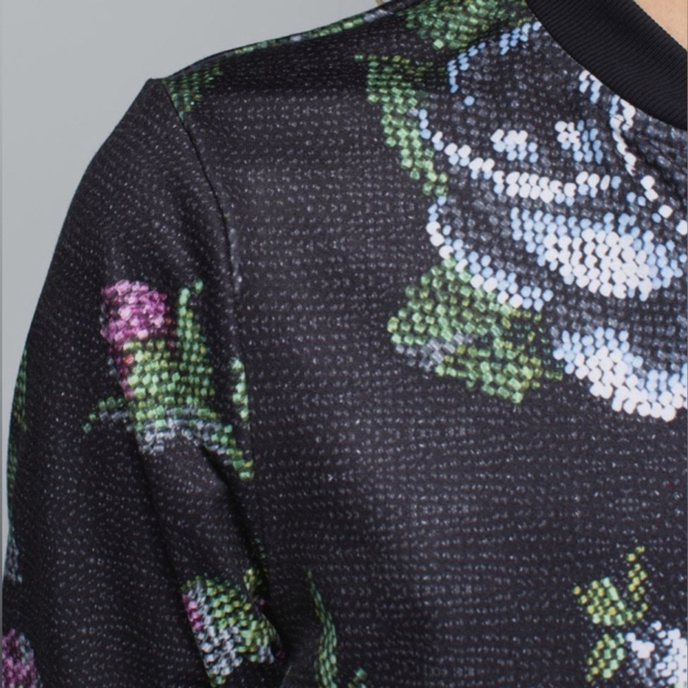 Lululemon | Party Bomb Jacket | Garden Party Smooth Silver Multi | Sz 6/8 | EUC - Picture 3 of 13